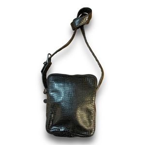 SAS Black Shoulder/Crossbody Bag Like New
